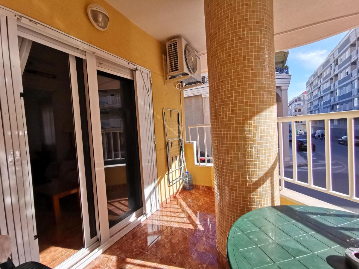 Rent An Apartment In ตอร์เรเวียคา ภายนอก รูปภาพ