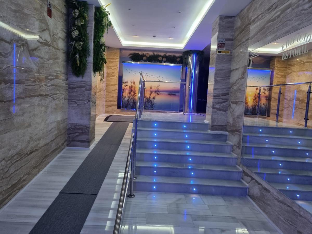 Rent An Apartment In ตอร์เรเวียคา ภายนอก รูปภาพ