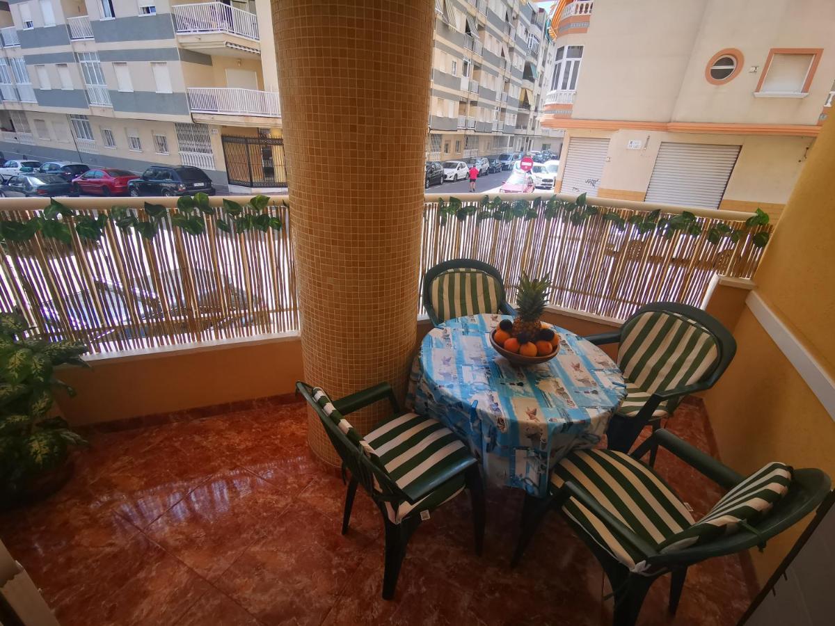 Rent An Apartment In ตอร์เรเวียคา ภายนอก รูปภาพ